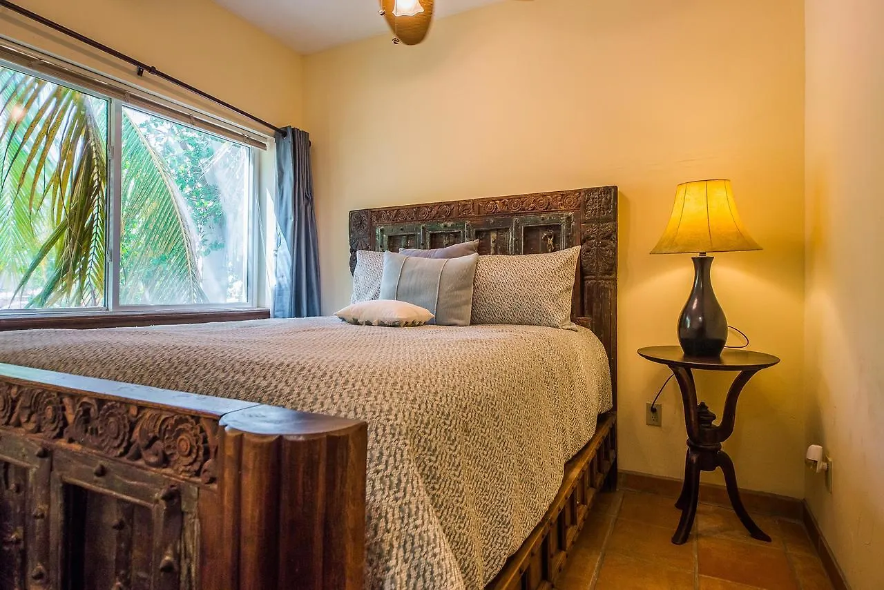 Steps From Downtown & Marina, 6 Bedroom Villa Victoria Cabo San Lucas