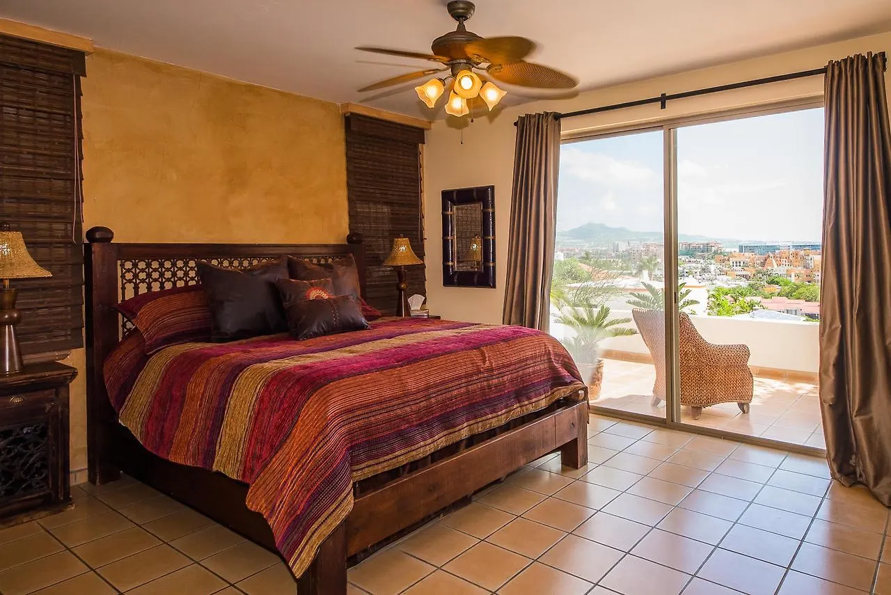 Steps From Downtown & Marina, 6 Bedroom Villa Victoria Cabo San Lucas