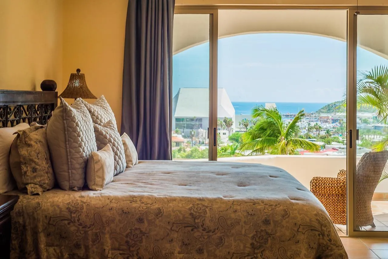 Steps From Downtown & Marina, 6 Bedroom Villa Victoria Cabo San Lucas
